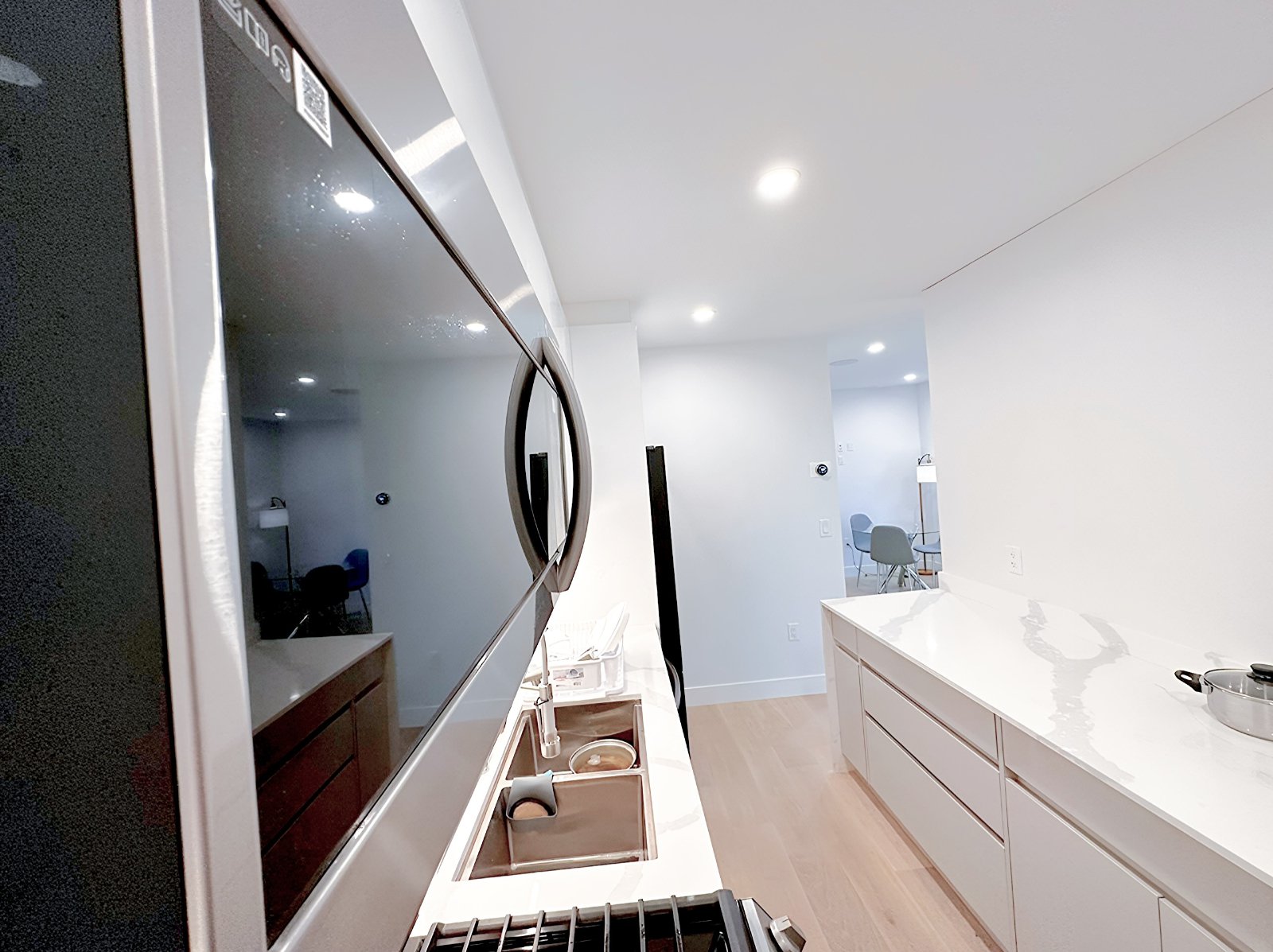 Room in House for Rent - 2883 E Georgia St, Vancouver, BC 5